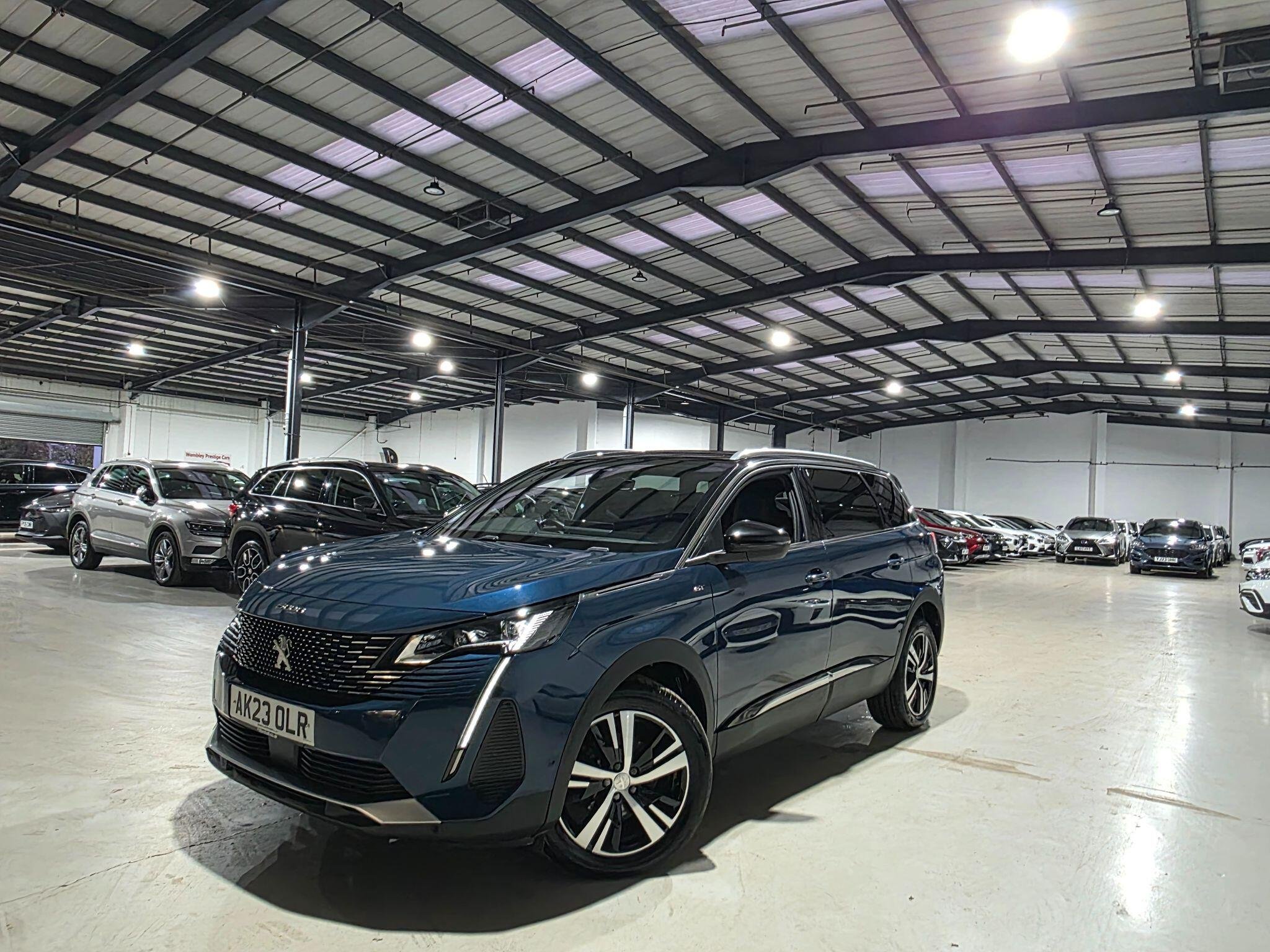 2023 Peugeot 5008